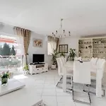 Apartment Magnifique 4 Pers A Pied