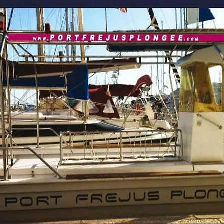 Magnifique 4 Pers A Pied * Fréjus