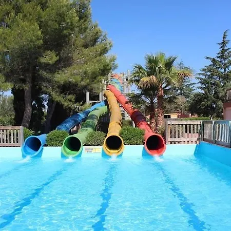 Apartment Magnifique 4 Pers A Pied Frejus